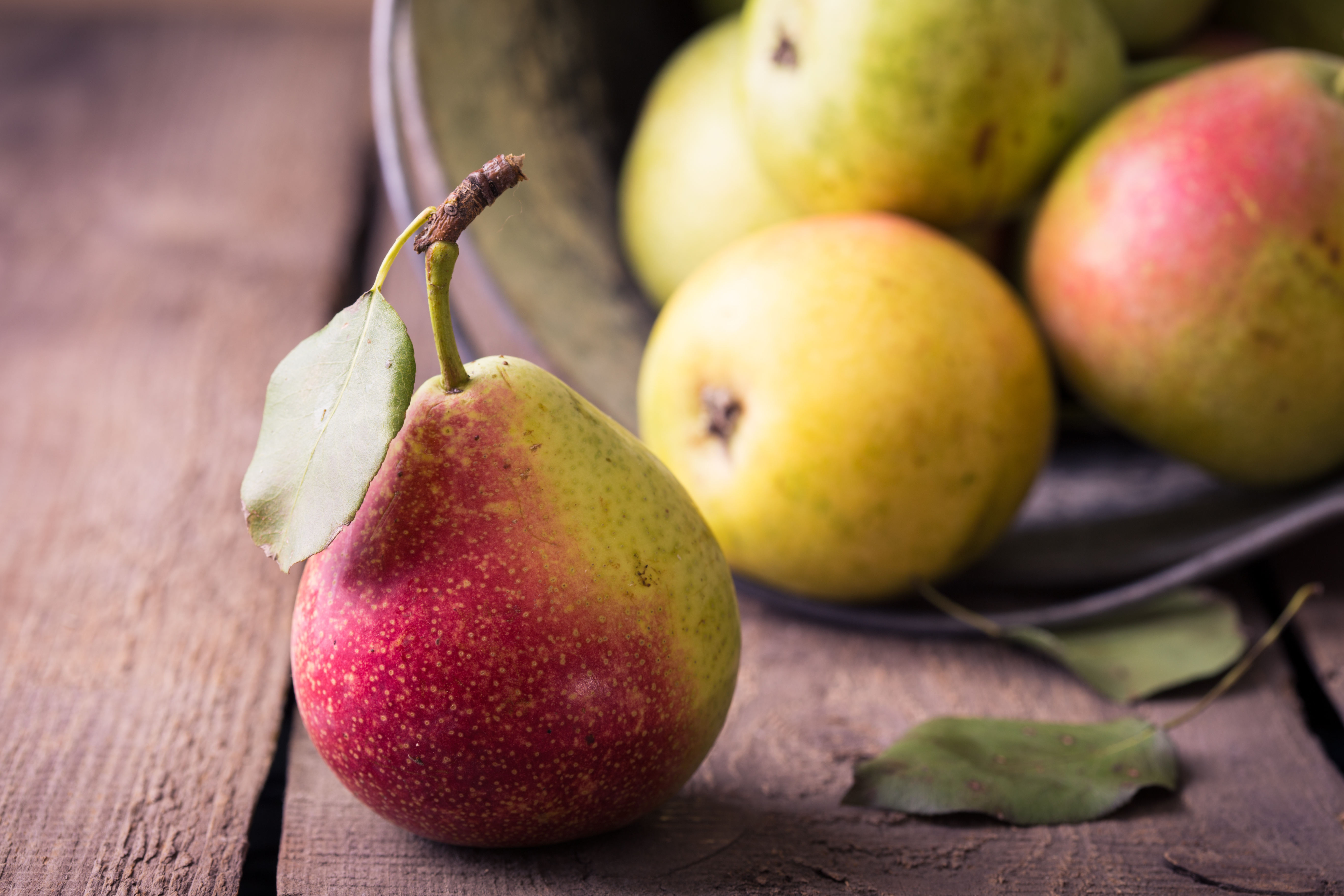 Precious Pears – The Nutrition Professor Cooks on California Bountiful TV!
